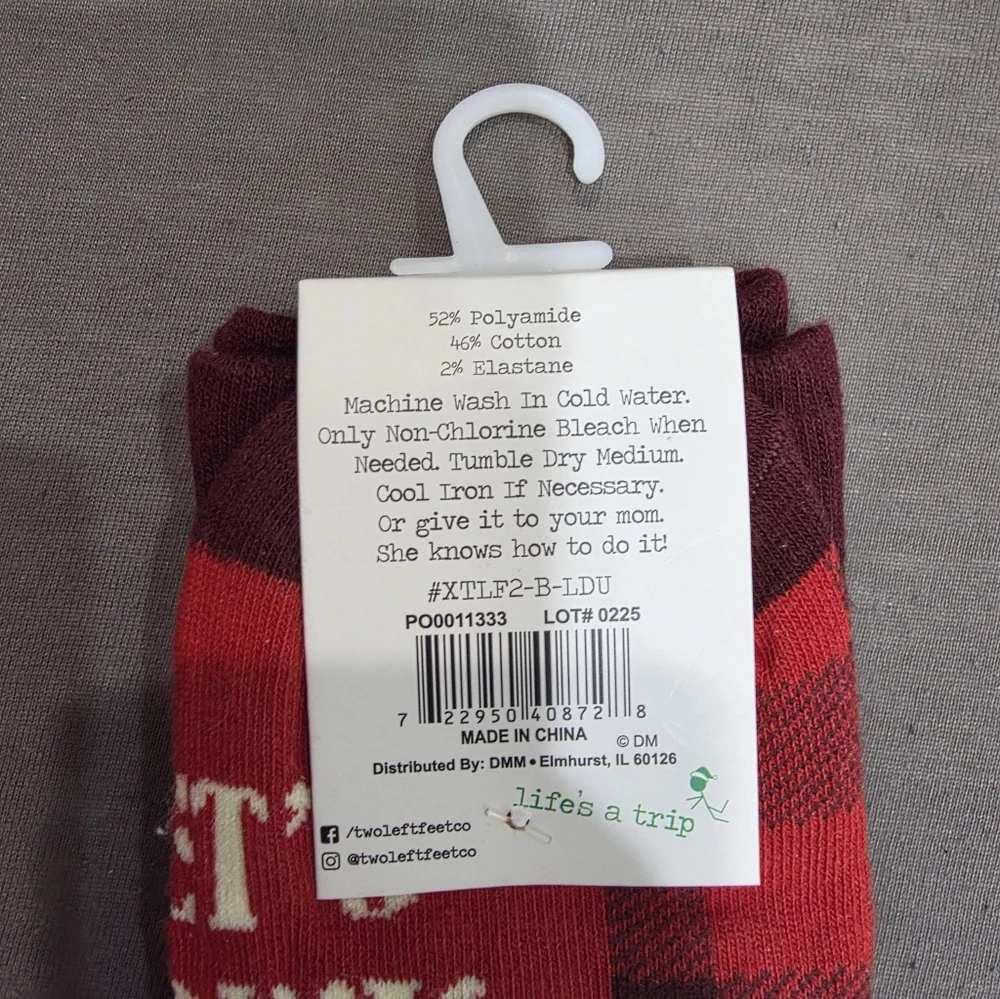 ❤️2/$12 NEW Two Left Feet Funny Santa “Let’s Drink Up” Big Feet Christmas Socks